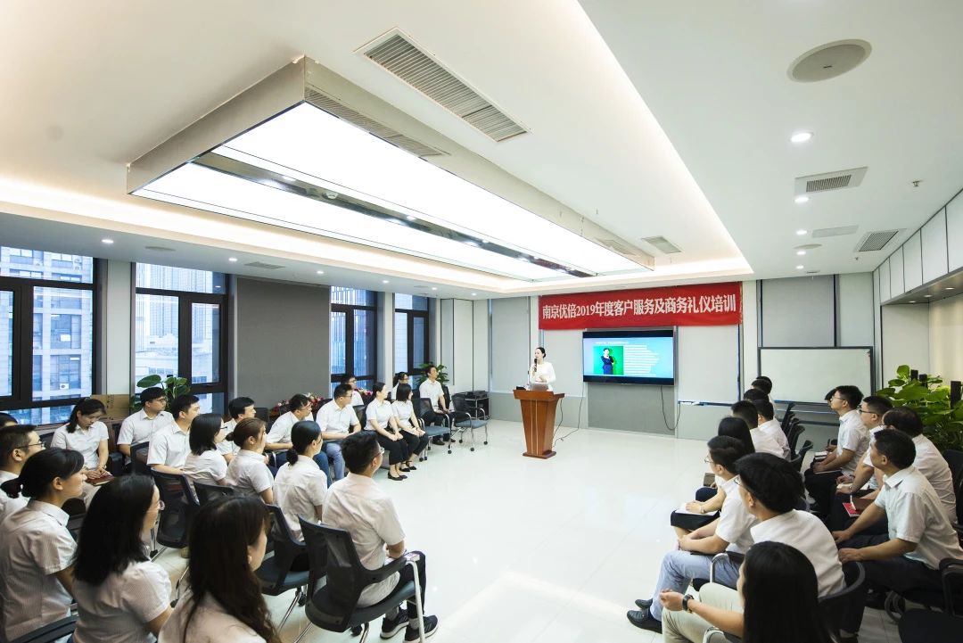 1563170739984125ry1M.jpg 1563170739984125ry1M.jpg